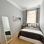 Apartment In Old *